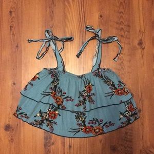 Sky and Sparrow Cropped Floral Tank Top
